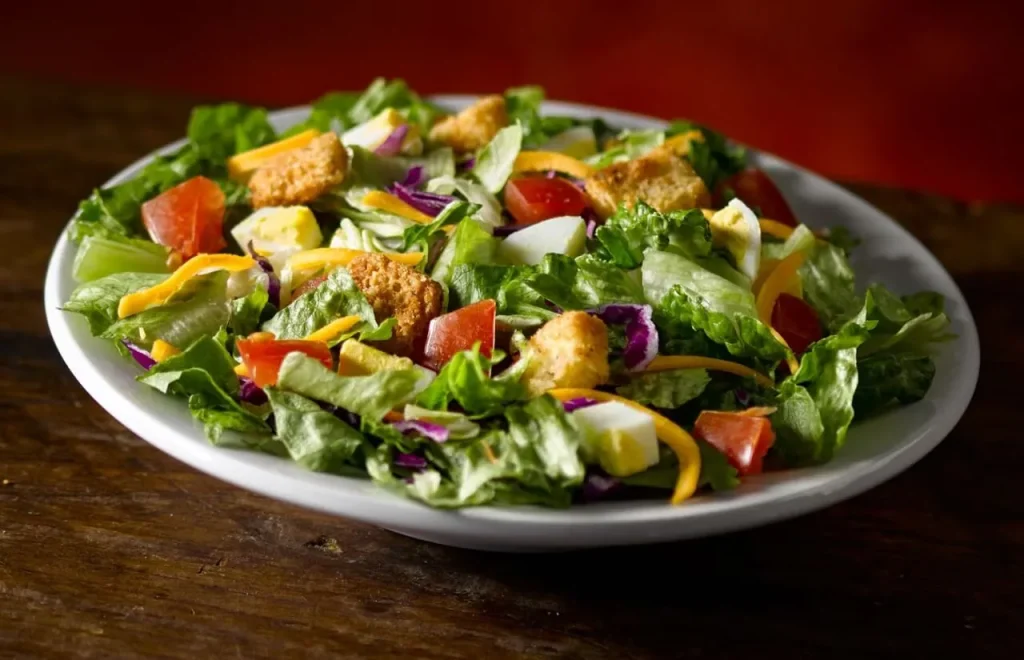 Texas Roadhouse Salads Menu 2025 – Fresh Ingredients, Dressings, and Nutrition Guide 3 House Salad
